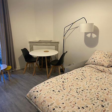 Bel Appartement T1 30M2 Centre Historique Aubagne Exterior foto